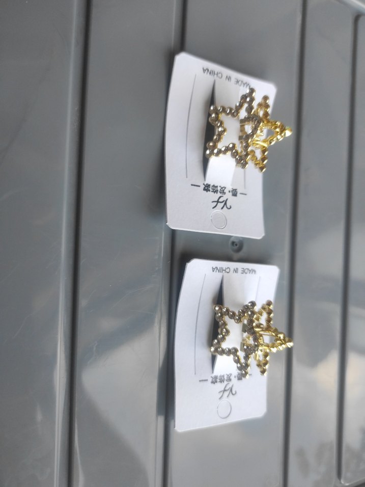 2 Adet Altın Renkli Mini Yıldız Toka - Görsel 3