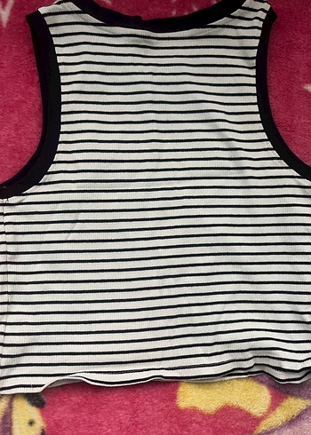 Gri Çizgili Kolsuz Kadın Crop - Görsel 2