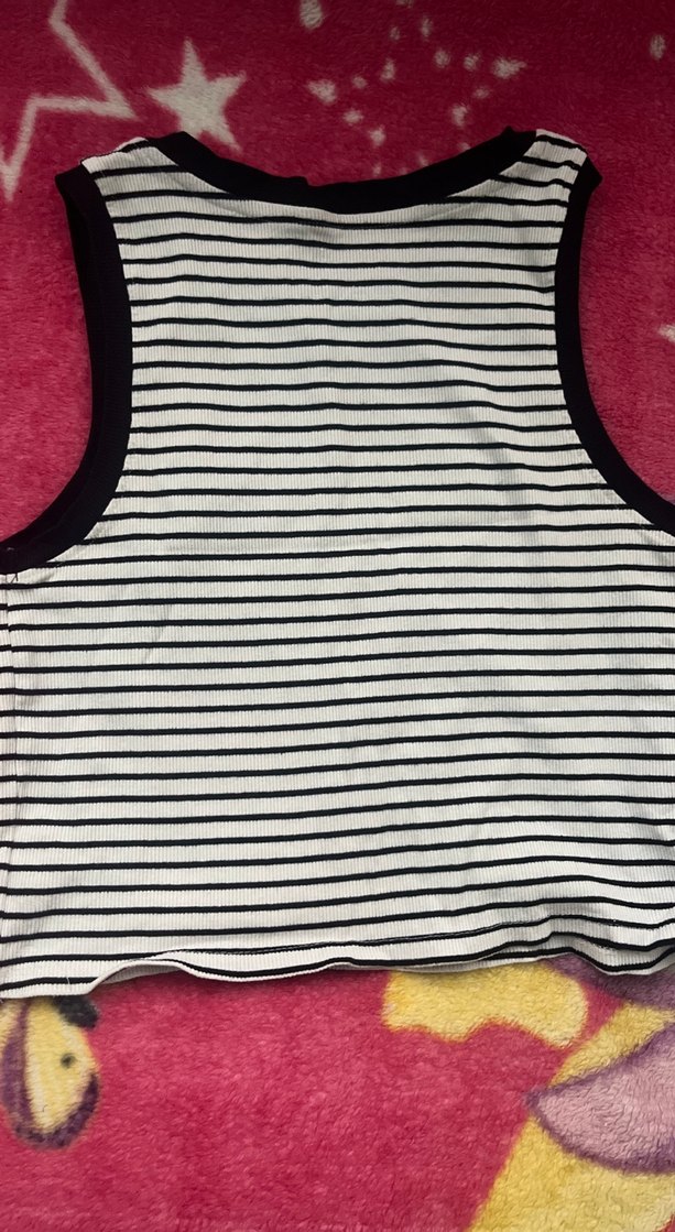 Gri Çizgili Kolsuz Kadın Crop - Görsel 2