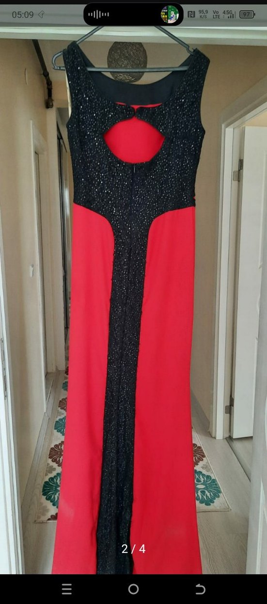 Kırmızı pullu Uzun Abiye Elbise - Görsel 2