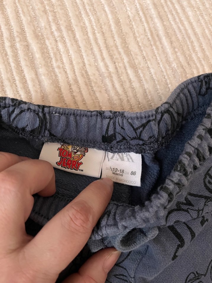 Tom ve Jerry Desenli Gri Erkek Şort - Görsel 2