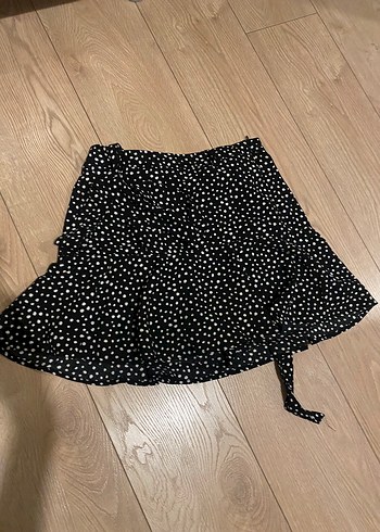 Puantiye Desenli Fırfırlı Mini Etek