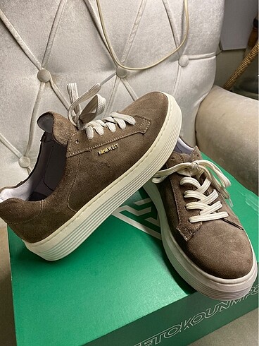 37 Beden Nine West