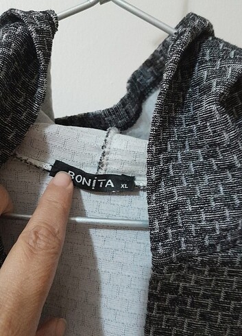 xl Beden Xl kapşonlu hırka