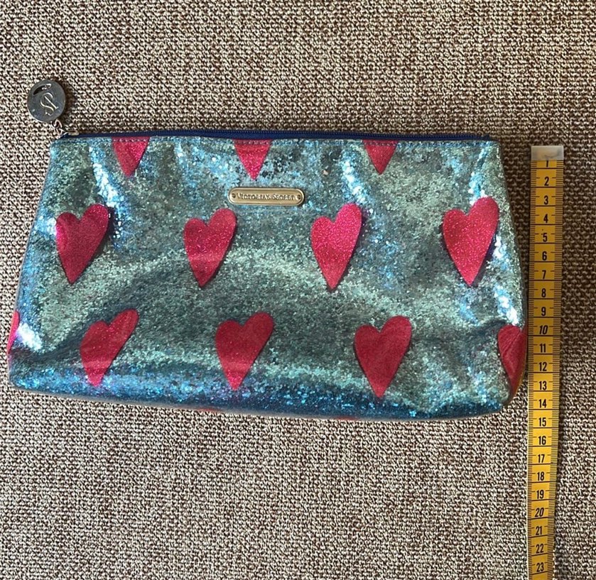 Victoria Secret Makyaj Çantası - Görsel 4