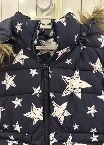 Kız Çocuk Lacivert Yıldızlı Kürklü Mont - Görsel 3