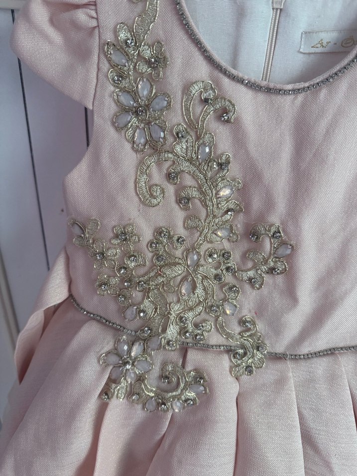 Pembe Nakışlı Kolsuz Kız Elbisesi - Görsel 3