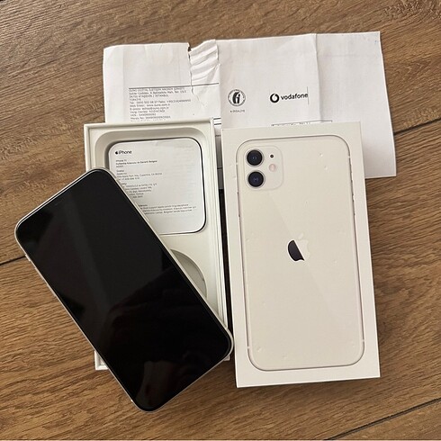 Temiz Iphone 11 64GB beyaz