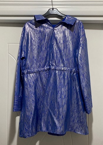 Mavi Parlak Midi Düğmeli Kadın Yağmurluk - Görsel 4