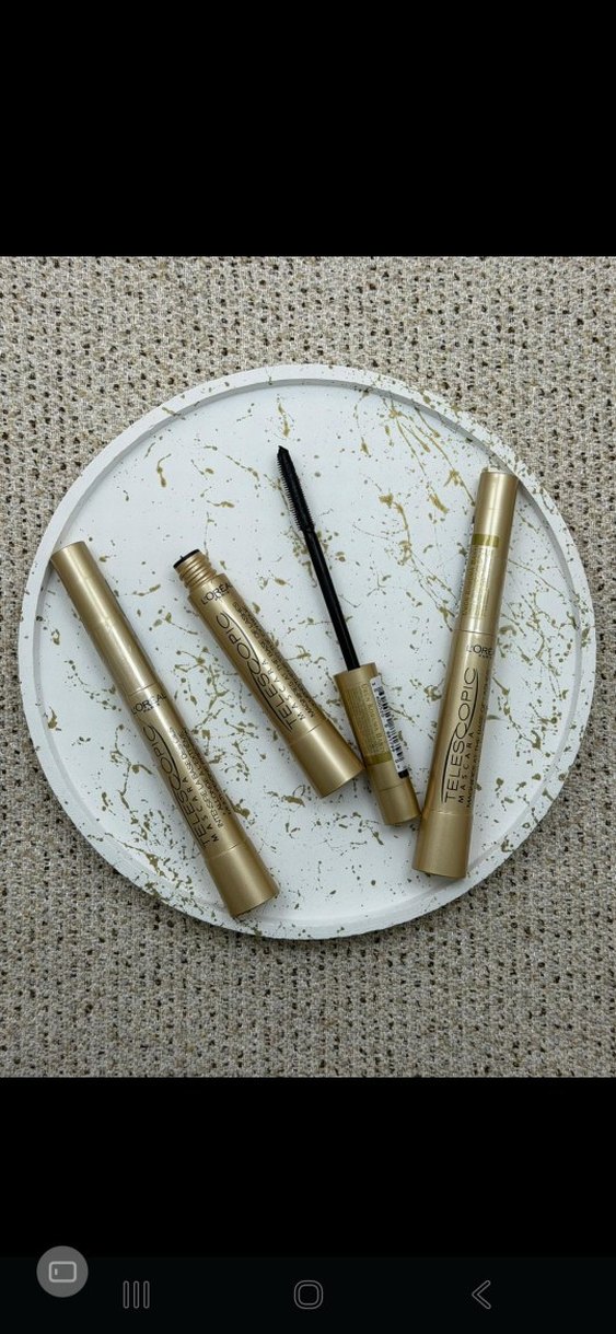 Altın Renkli Siyah Maskara - Görsel 3