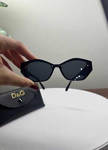 Dolce & Gabbana Dolce Gabbana güneş gözlüğü 