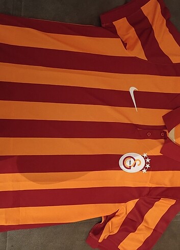 Galatasaray polo yaka forma 