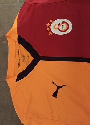 Galatasaray parçalı forma puma 