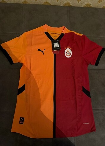 Galatasaray profesyonel parçalı forma 