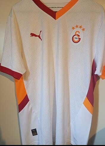 Galatasaray deplasman forması Puma 