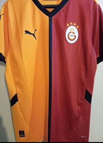 Galatasaray parçalı formasi Puma 