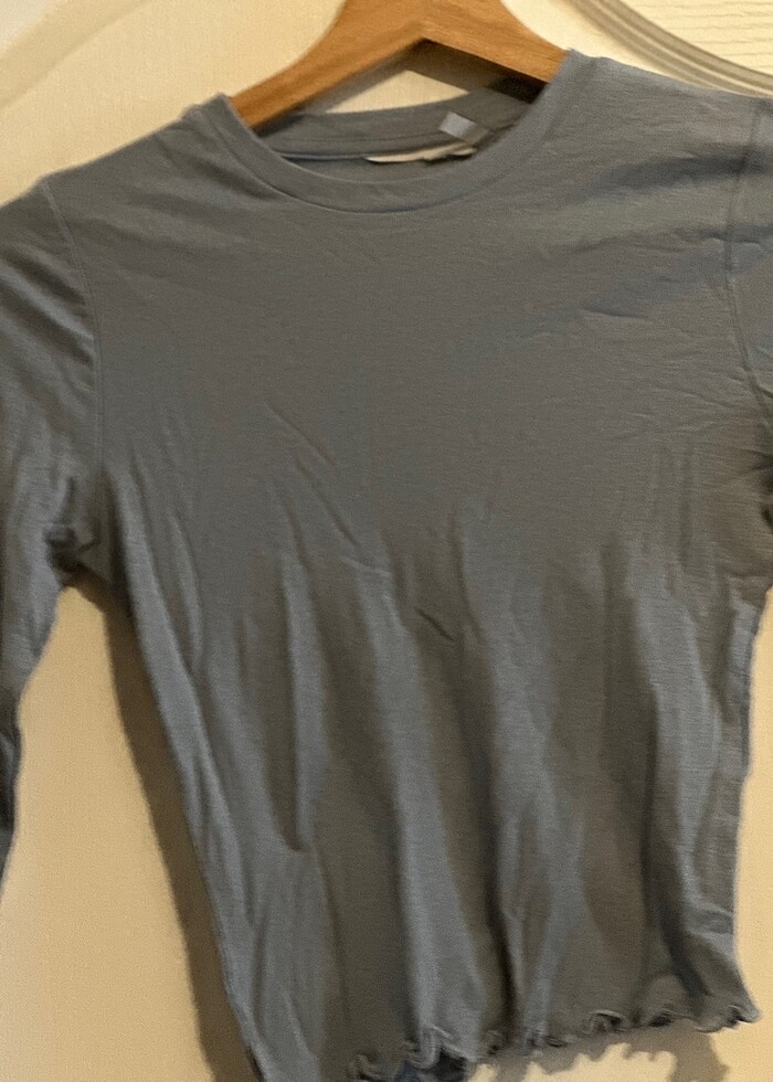 Yarı transparan uzun kullu ince crop top - Görsel 3