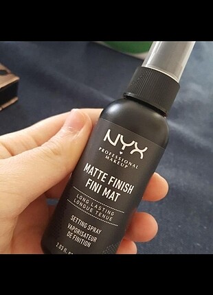 Nyx Makyaj sabitleyici sprey