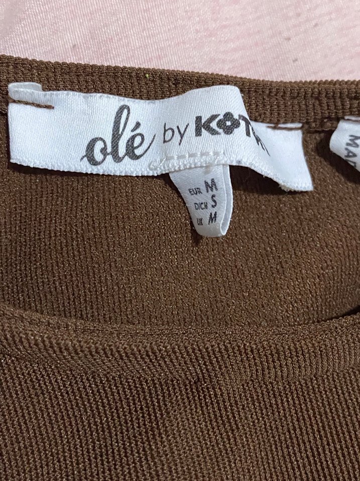 omuz dekolteli baby tee - Görsel 3