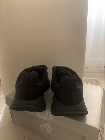 29 Beden Adidas ayakkabı