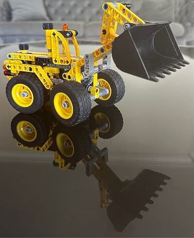 Lego Technic 42023 - Buldozer
