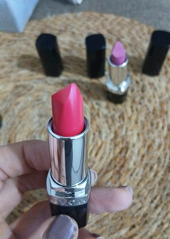 Renkli Pembe Ruj Seti
3'Lü paket - Görsel 3