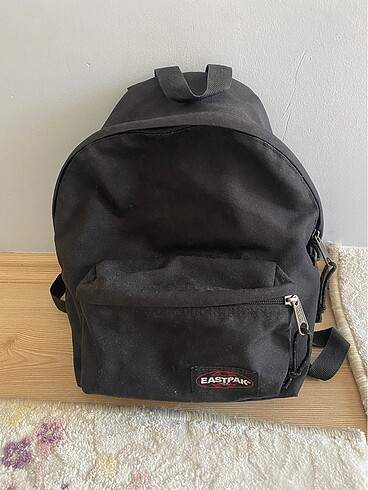 eastpak sirt cantasi