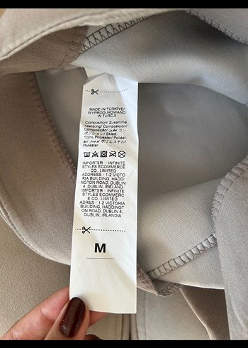 m Beden Kemerli Bej Keten Mini Şort