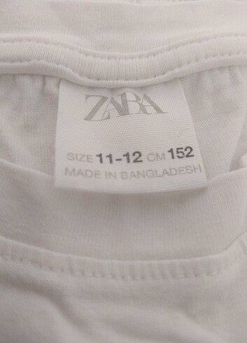 11-12 Yaş Beden Zara kız çocuk tişört 11 12 yaş için uygundur
