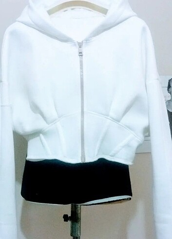 Crop sweatshirt 