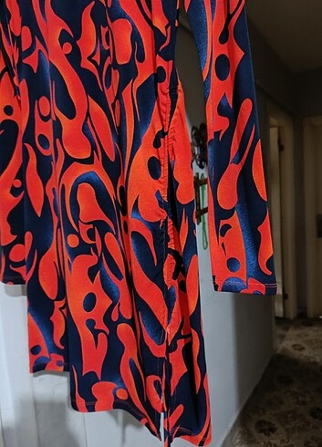 kirmizi elbise - Görsel 5