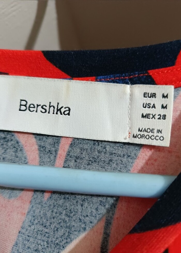 kirmizi elbise - Görsel 4