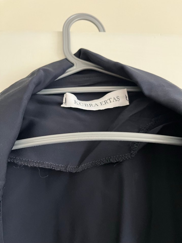 Kübra ertaş Lacivert Trençkot - Görsel 2