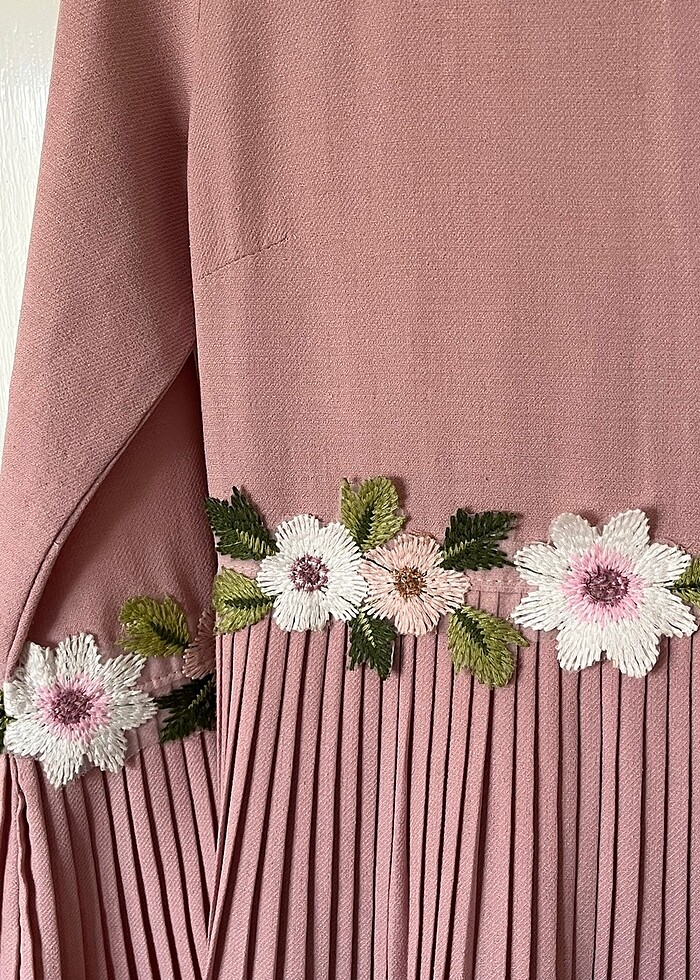 Gül kurusu çiçekli elbise - Görsel 3