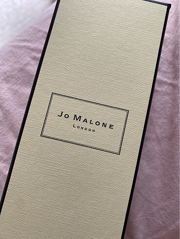 Jo malone english pear& freesia