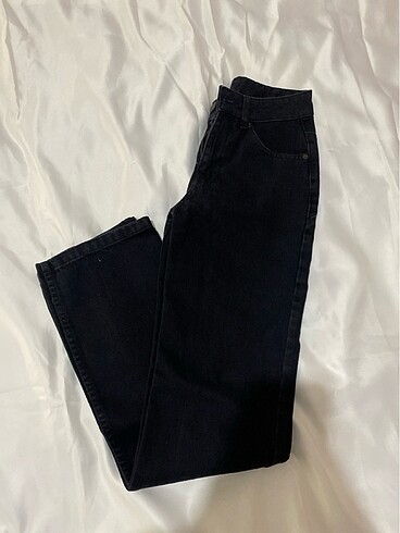 yıldız detaylı pantolon