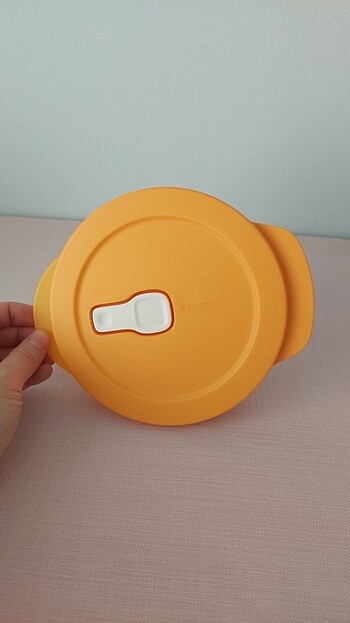 Beden Tupperware mikro oval kap 600ml
