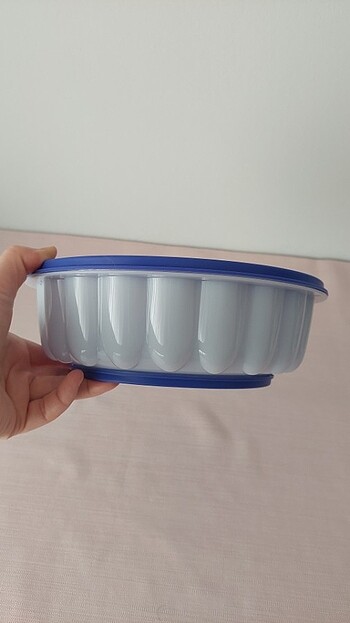 Beden Tupperware prenses tacı