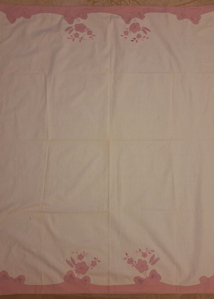 Aplike işlemeli çok amaçlı örtü - Görsel 3