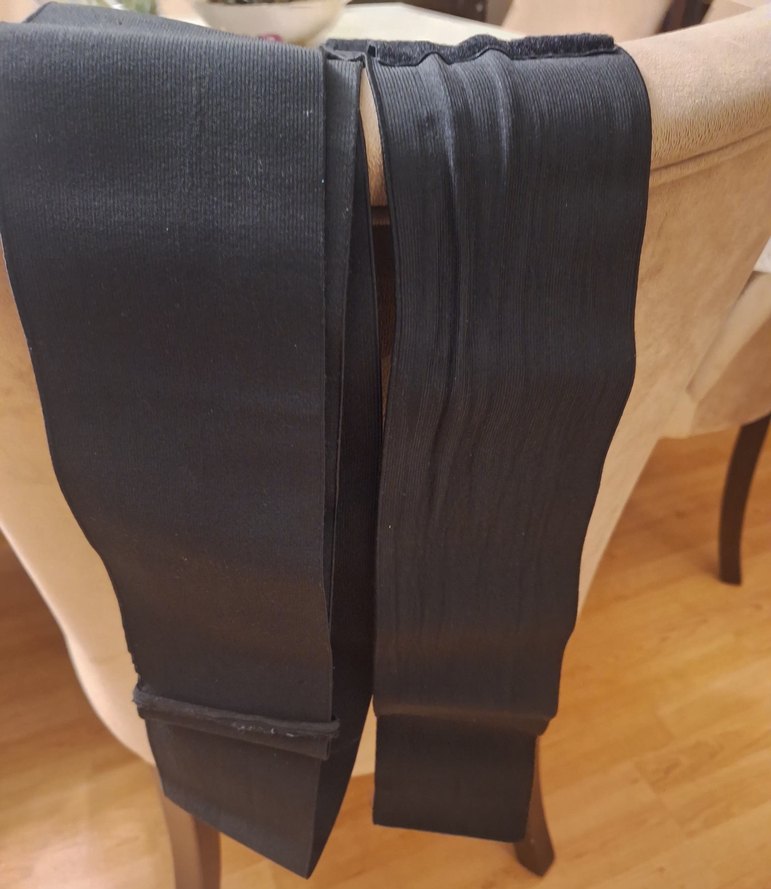 Siyah Fit Gösteren Bele Sarılan Korse - Görsel 3