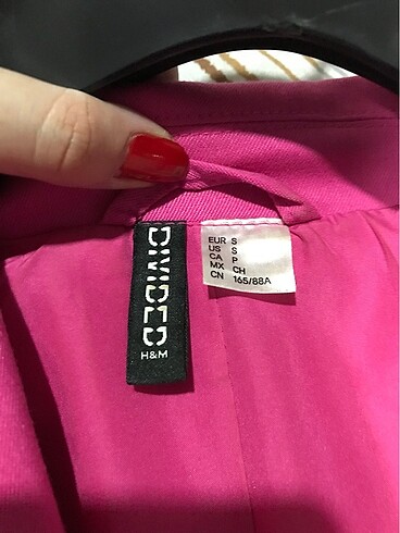 H&M HM CEKET