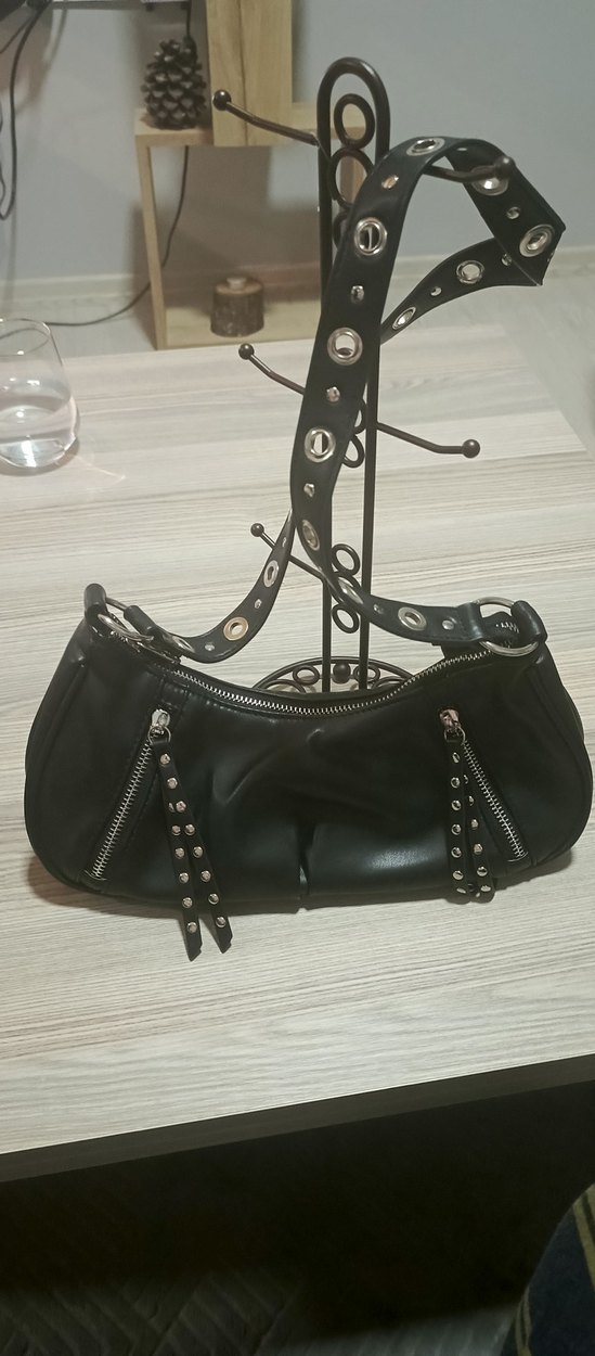 Zincir Detaylı Siyah Gotik Deri Kadın Çanta - Görsel 3