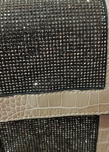 Bej Deri Yılan Desenli Zincir Detaylı Çanta - Görsel 5