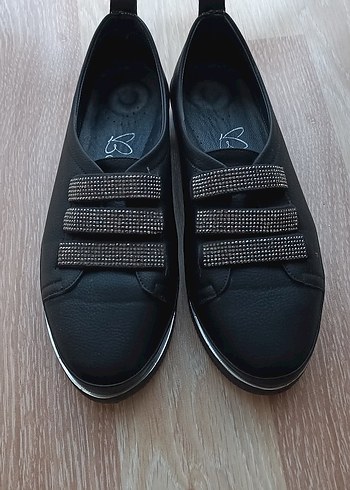 Siyah taşlı tokalı spor şık kadın ayakkabı - Görsel 3
