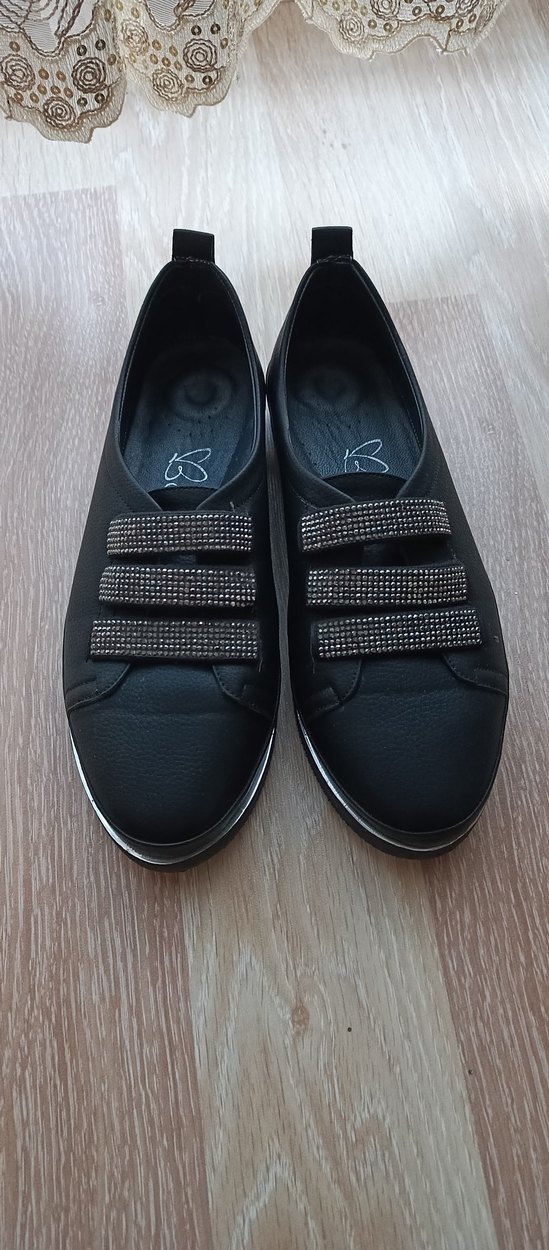 Siyah taşlı tokalı spor şık kadın ayakkabı - Görsel 3