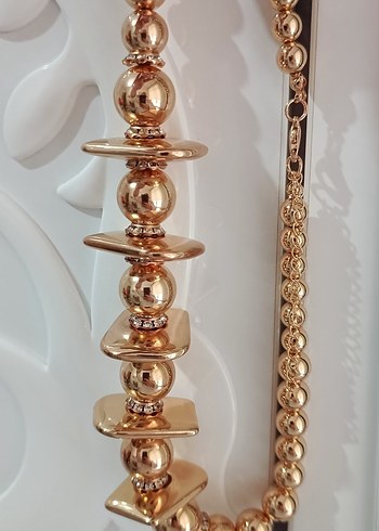 Zincir Detaylı Uzun Gold Kadın Kolye - Görsel 5