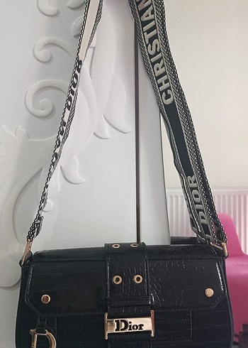 Siyah Deri Tokalı Kadın Çanta - Görsel 7