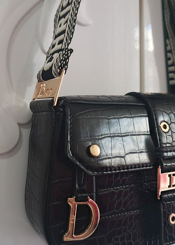 Siyah Deri Tokalı Kadın Çanta - Görsel 5