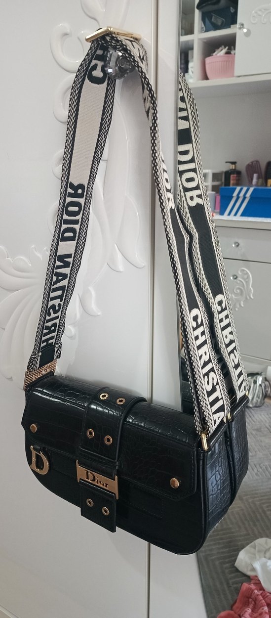 Siyah Deri Tokalı Kadın Çanta - Görsel 4