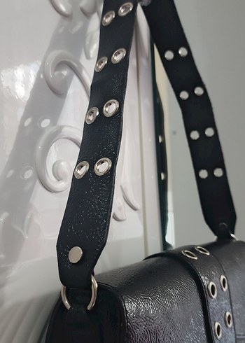 Siyah Deri  Tokalı Kadın Çanta - Görsel 4